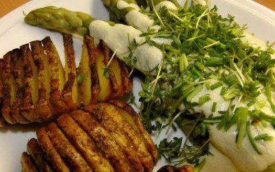 Baked Potato and Asparagus