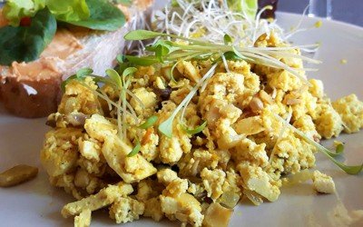Vegan Scrambled Eggs